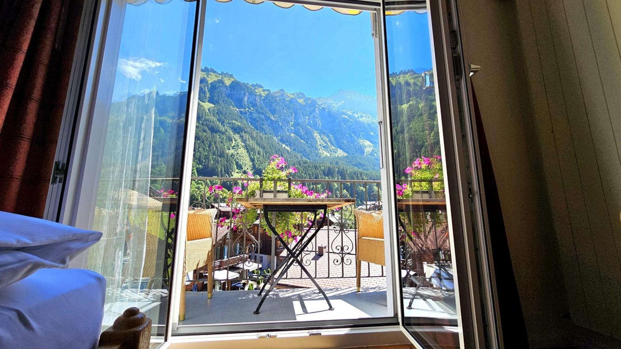 Hotel Schoenegg Венген Экстерьер фото